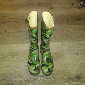 Stormwells W208E Boys Camouflage Kids Wellington Boots